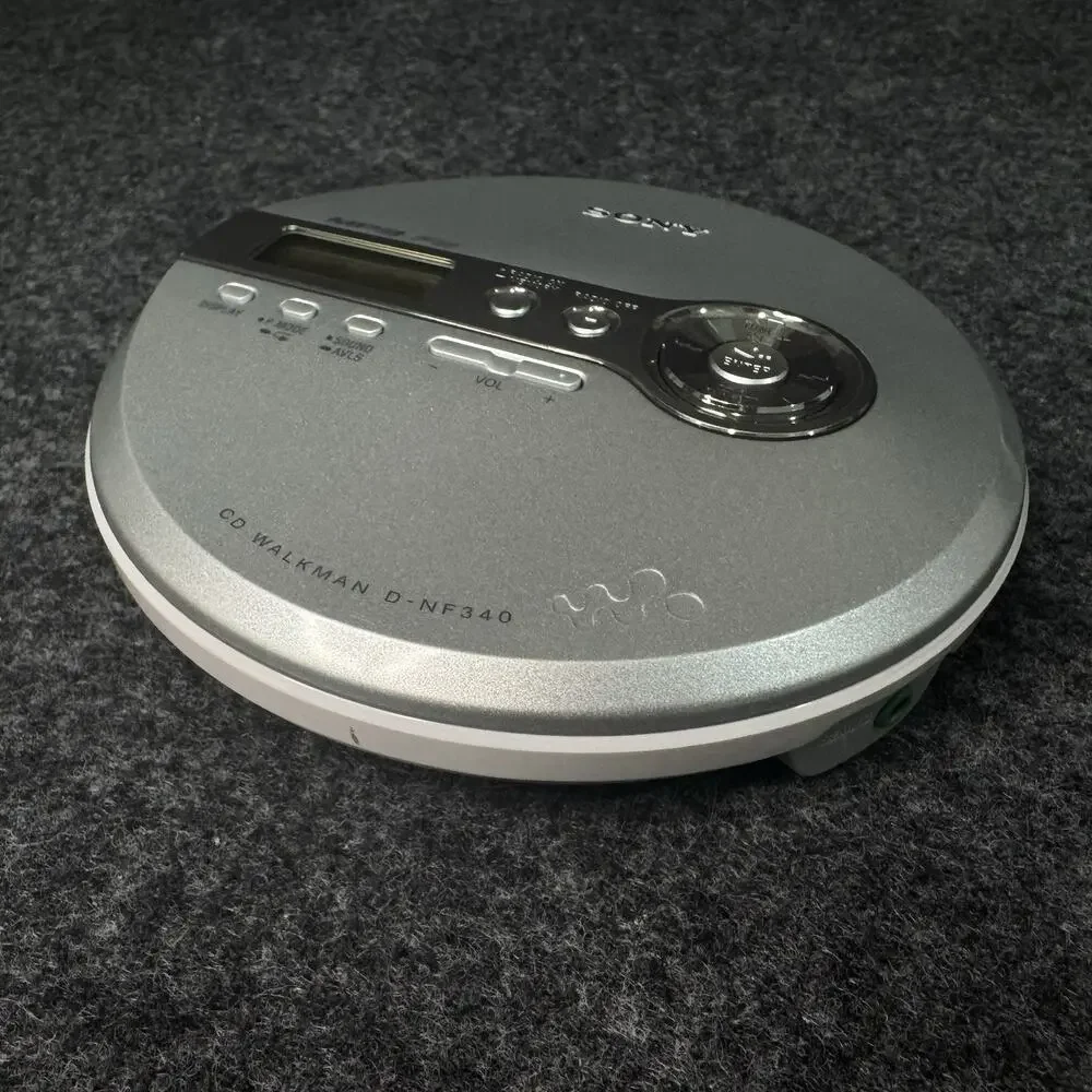 Sony D-NF340 CD Walkman MP3 FM Radio Portable CD Player Tested Working Silver